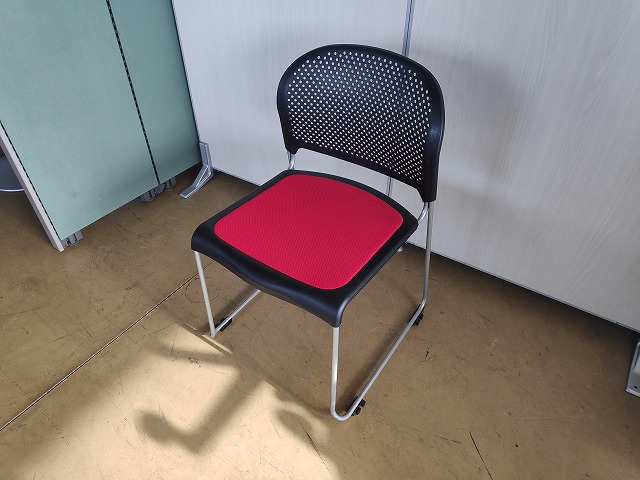 リサイクルショップ サルフ / 事務椅子・作業椅子